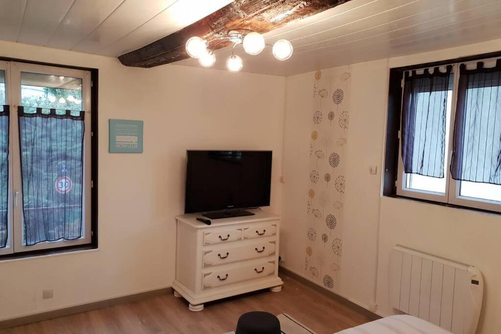 Le Longchamp Lägenhet Honfleur Exteriör bild